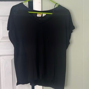 C&C California linen tee. Size Medium